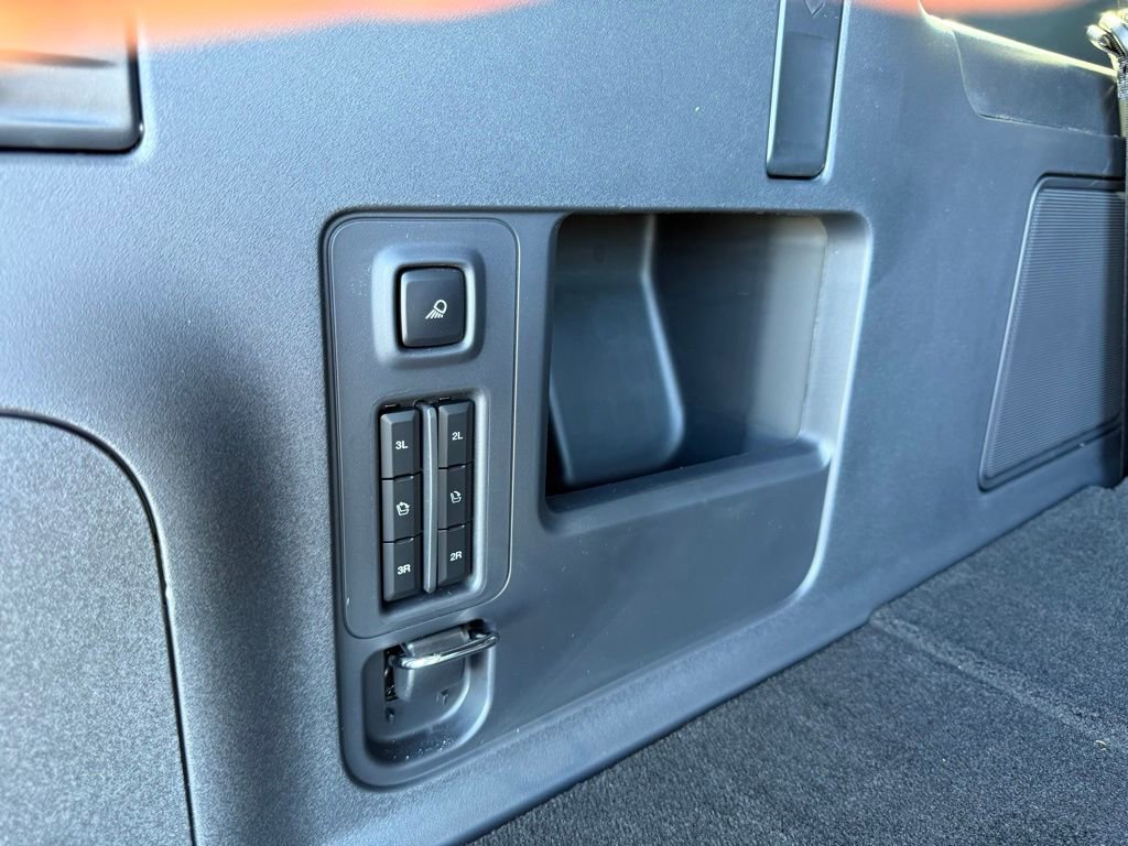 New 2025 Ford Expedition Max Platinum w/ Stealth Performance Package image 27