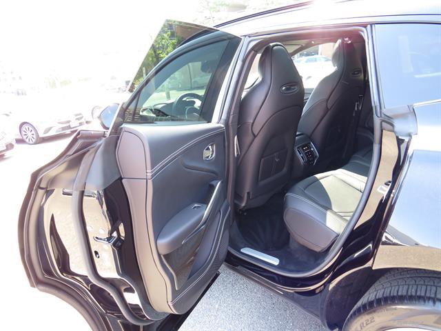 Used 2022 Aston Martin DBX AWD/4WD image 25