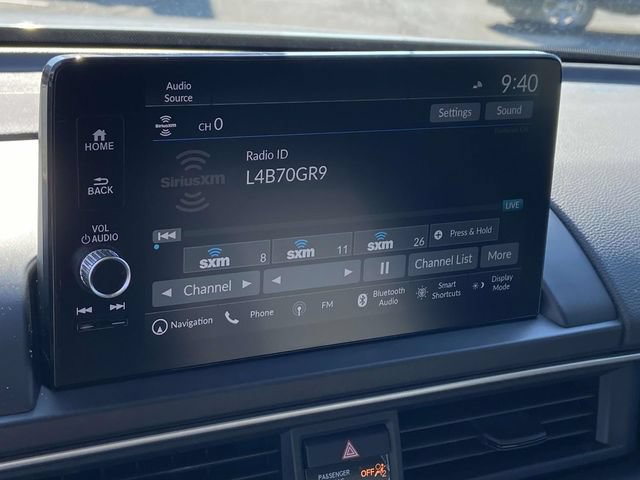 Used 2025 Honda Pilot Touring image 25