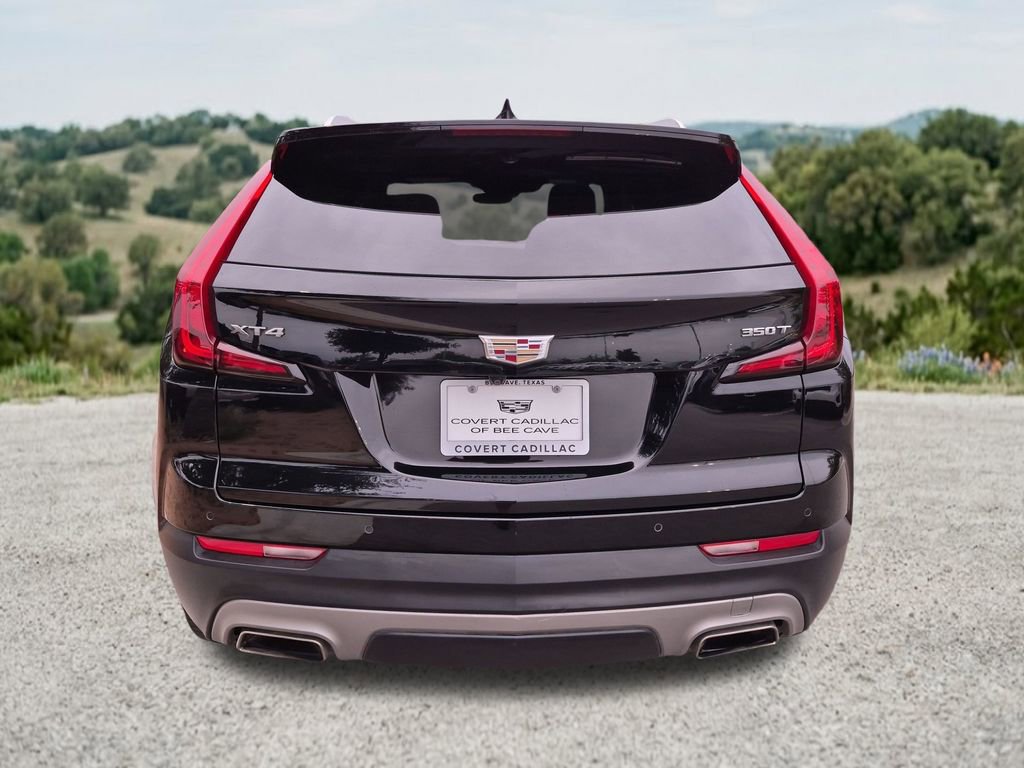 Used 2023 Cadillac XT4 Premium Luxury w/ Cold Weather Package FWD image 9