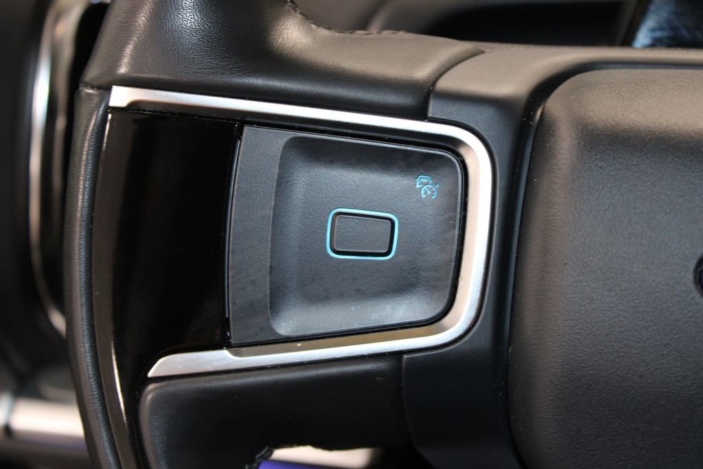 Used 2025 Ford Expedition Platinum image 42