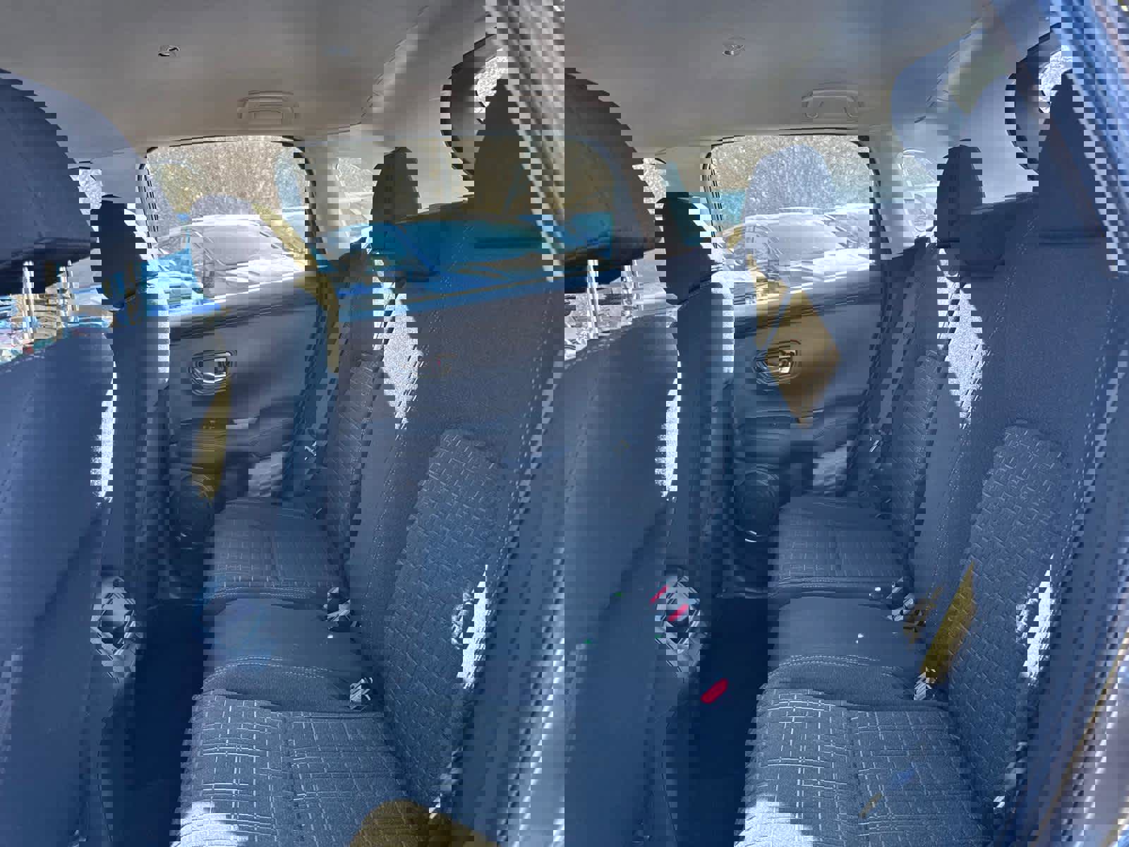 Certified 2025 Honda HR-V LX image 32