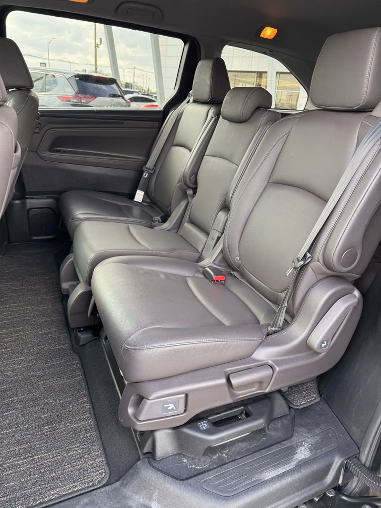 Used 2021 Honda Odyssey Touring image 11
