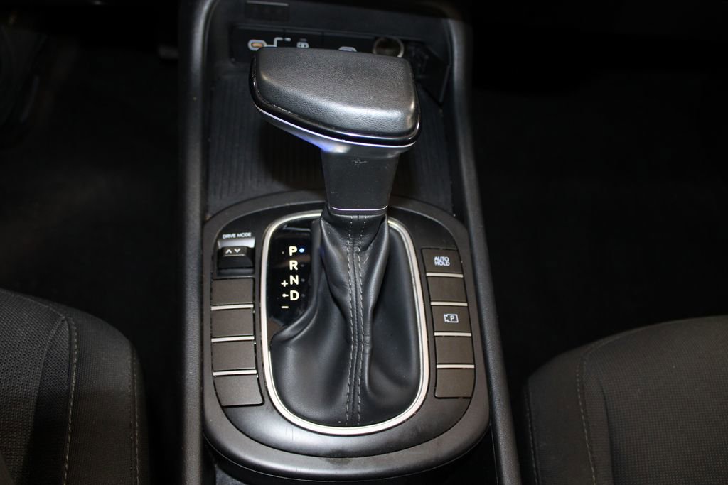 Used 2024 Hyundai Kona SEL image 43