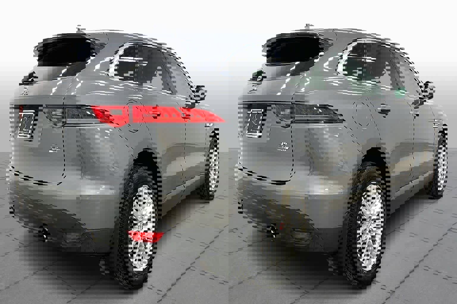 Used 2017 Jaguar F-PACE Prestige image 12