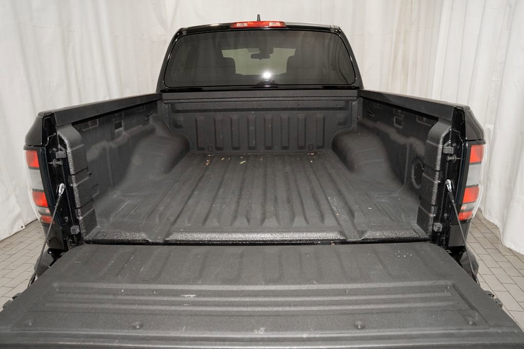 Certified 2023 Nissan Frontier SV w/ Technology Package image 5