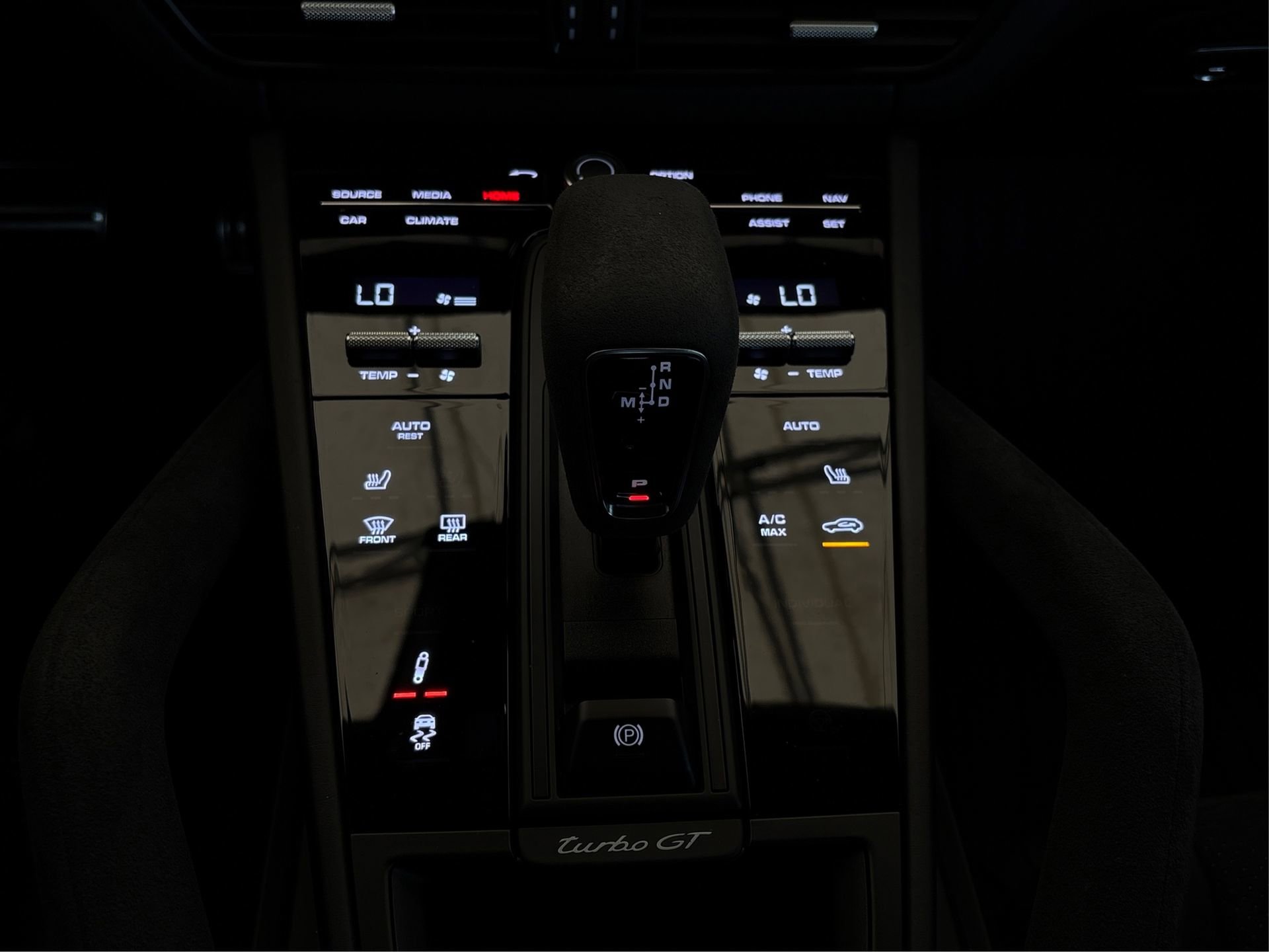 Used 2022 Porsche Cayenne Turbo GT image 24