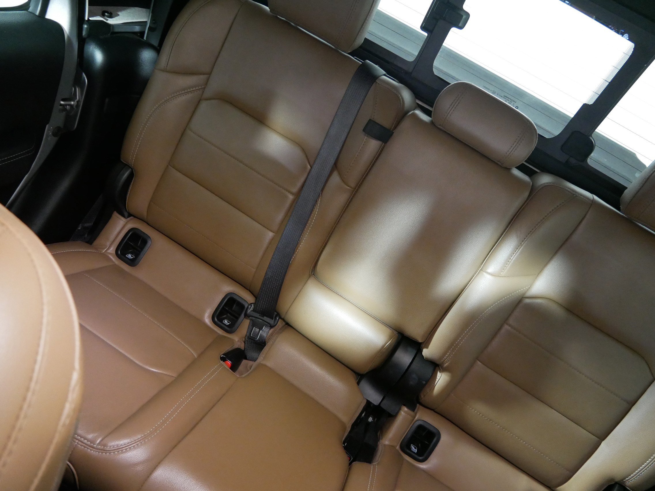 Used 2021 Jeep Gladiator Overland AWD/4WD image 12