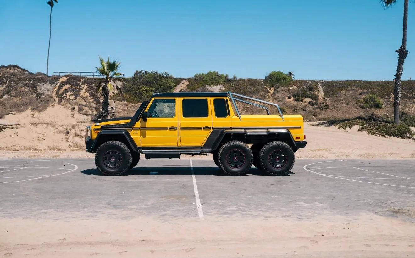 Used 2017 Mercedes-Benz G 65 AMG 4MATIC w/ Solarbeam Edition image 6