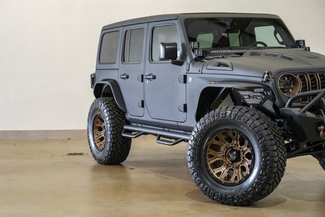 Used 2024 Jeep Wrangler Unlimited Sport image 36