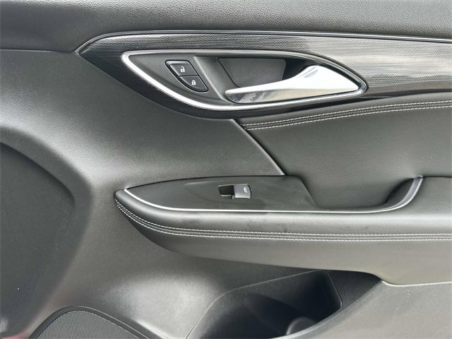 Used 2023 Buick Envision Essence w/ Sport Touring Package image 31