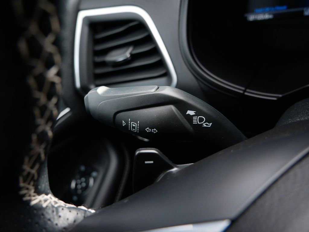 Certified 2023 Ford Edge ST image 26