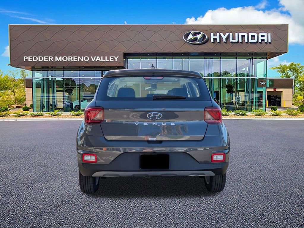 New 2026 Hyundai Venue SE image 5