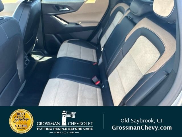 New 2026 Chevrolet Equinox ACTIV w/ Safety and Technology Package AWD/4WD image 17