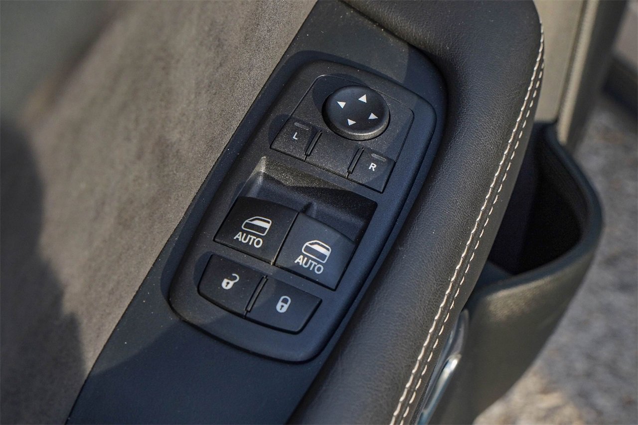 Used 2018 Dodge Challenger SRT Demon w/ Leather Front Seat Group image 29