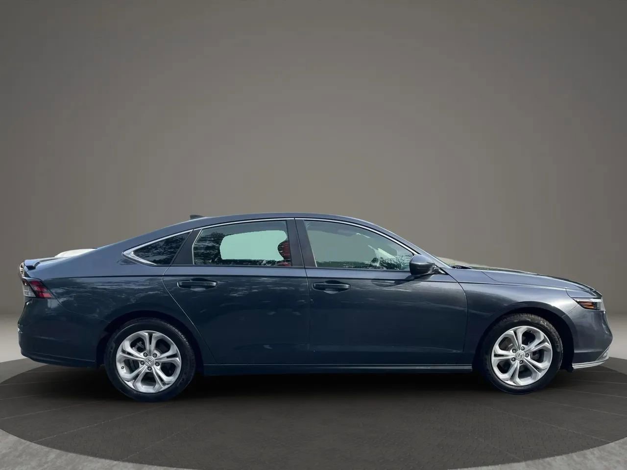 Used 2024 Honda Accord LX image 4