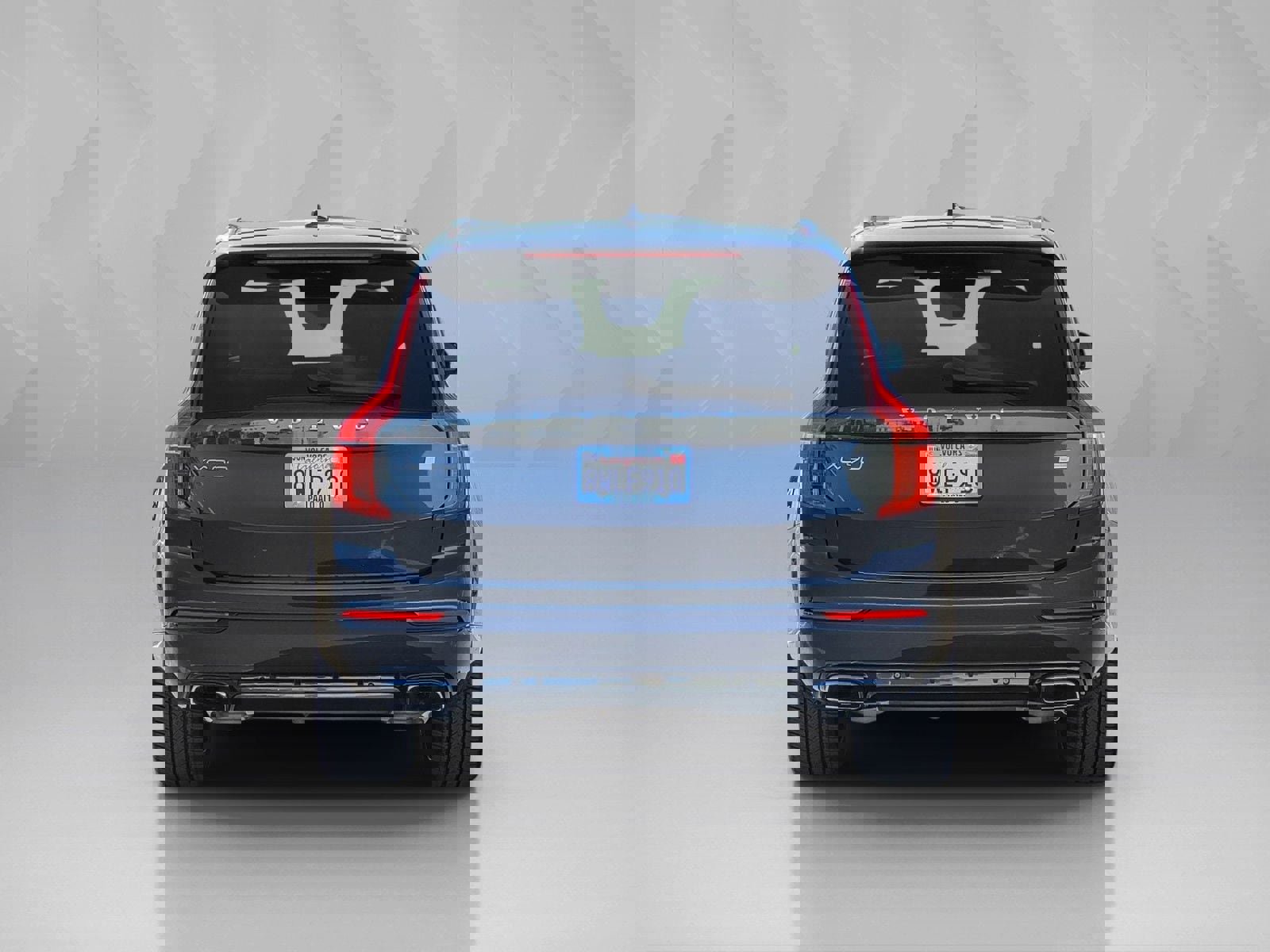 Used 2021 Volvo XC90 T8 R-Design w/ Advanced Package image 5