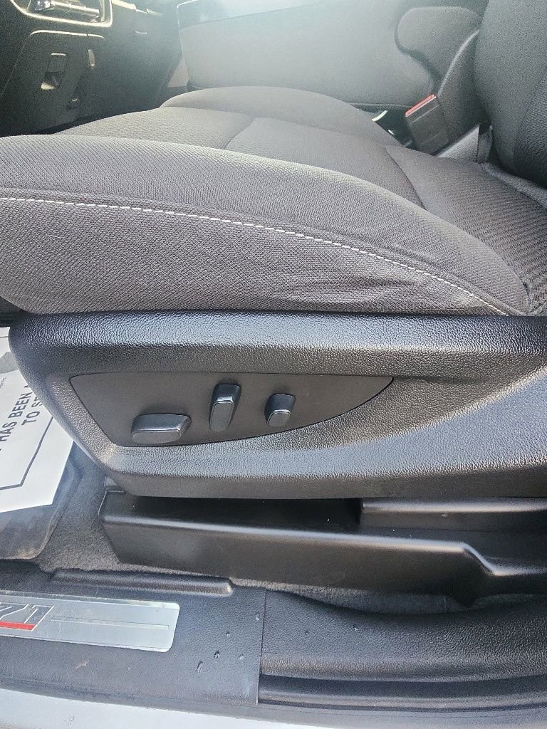 Used 2019 Chevrolet Silverado 1500 LT w/ All Star Edition AWD/4WD image 13