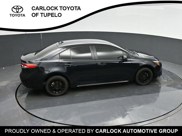 Used 2025 Toyota Corolla LE FWD image 39