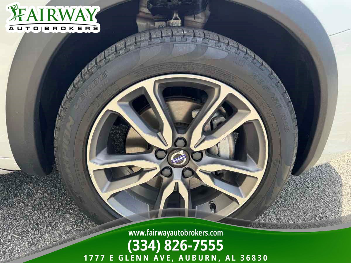 Used 2018 Volvo V60 T5 Cross Country image 33
