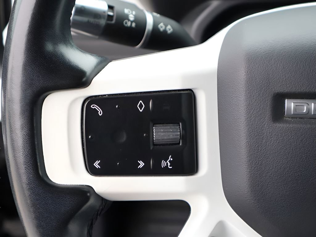 Used 2022 Land Rover Defender 110 X-Dynamic SE image 31