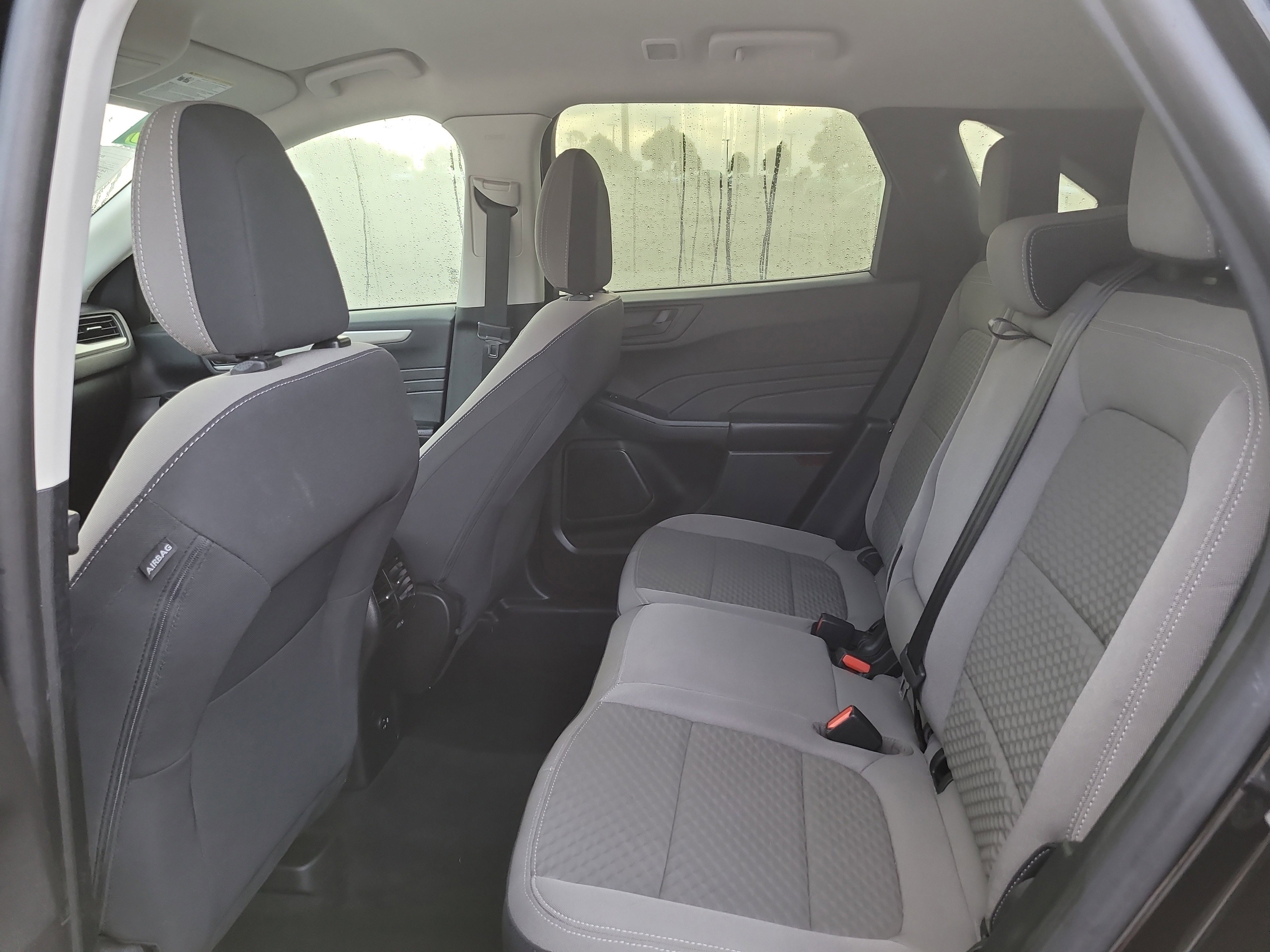 Used 2022 Ford Escape SE w/ SE Sport Appearance Package FWD image 15