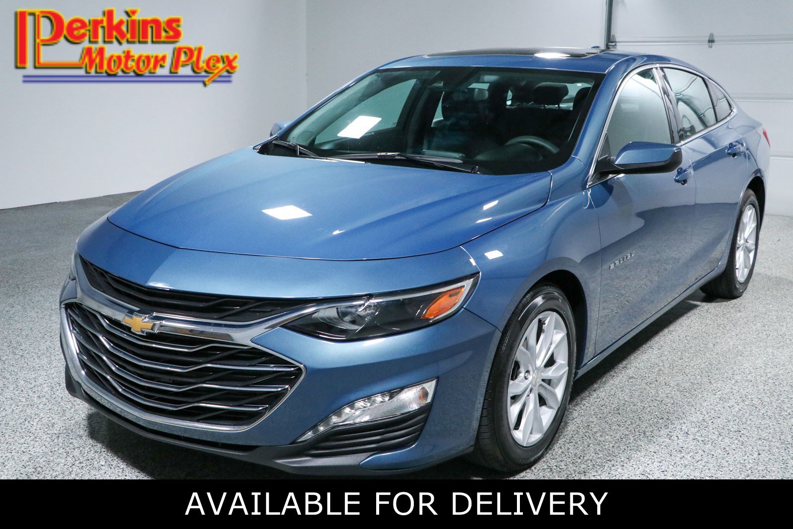Used 2024 Chevrolet Malibu LT FWD image 1