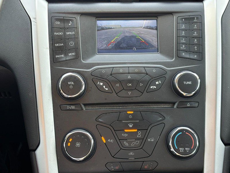 Used 2016 Ford Fusion SE w/ SE Cold Weather Package image 22