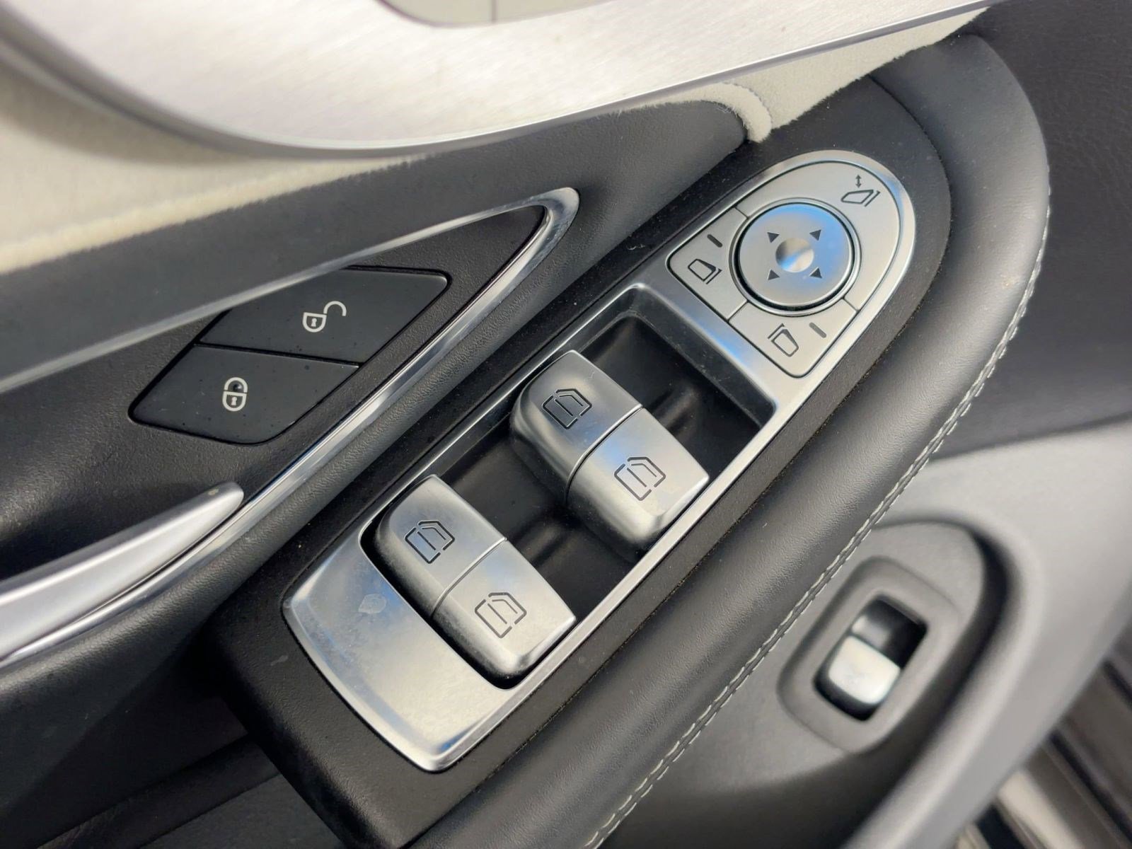 Used 2017 Mercedes-Benz C 63 AMG S image 20