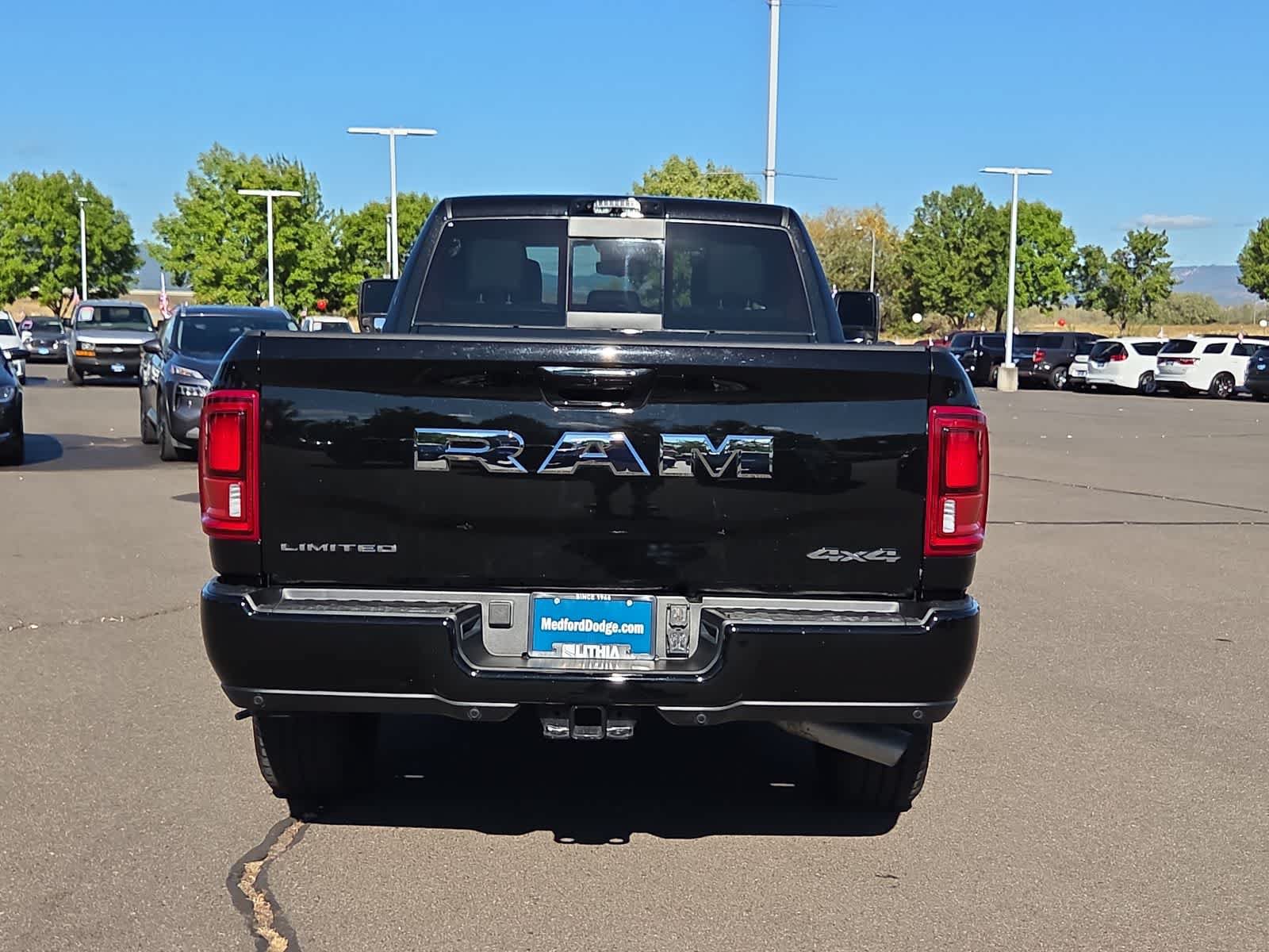 Used 2025 RAM 2500 Limited AWD/4WD image 13