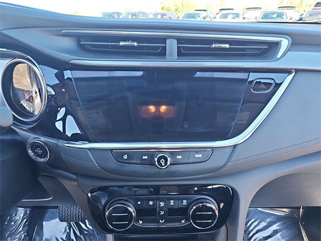 Certified 2022 Buick Encore GX Essence w/ Advanced Technology Package image 19