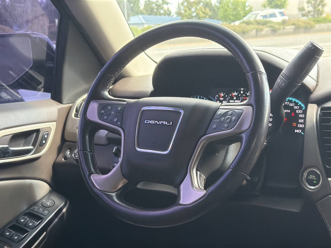 Used 2020 GMC Yukon XL Denali RWD image 26