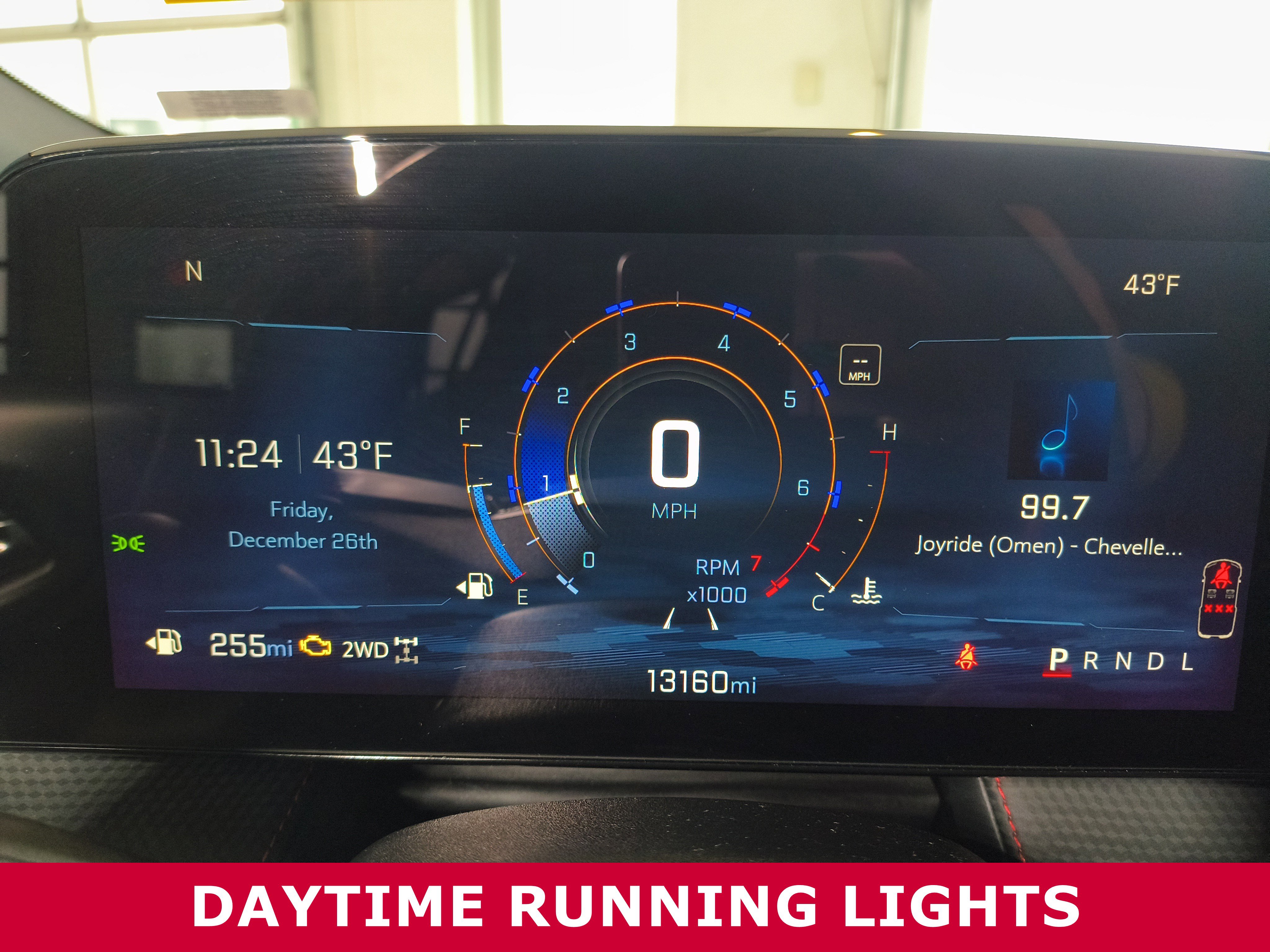 Used 2025 Chevrolet Equinox RS w/ Safety and Technology Package image 12