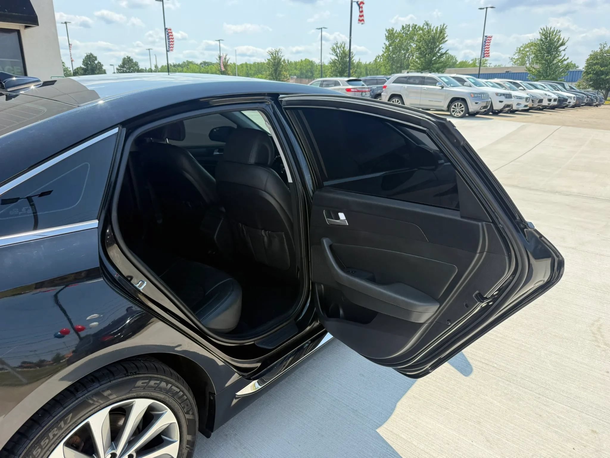 Used 2017 Hyundai Sonata Sport w/ Value Edition Package 02 FWD image 20