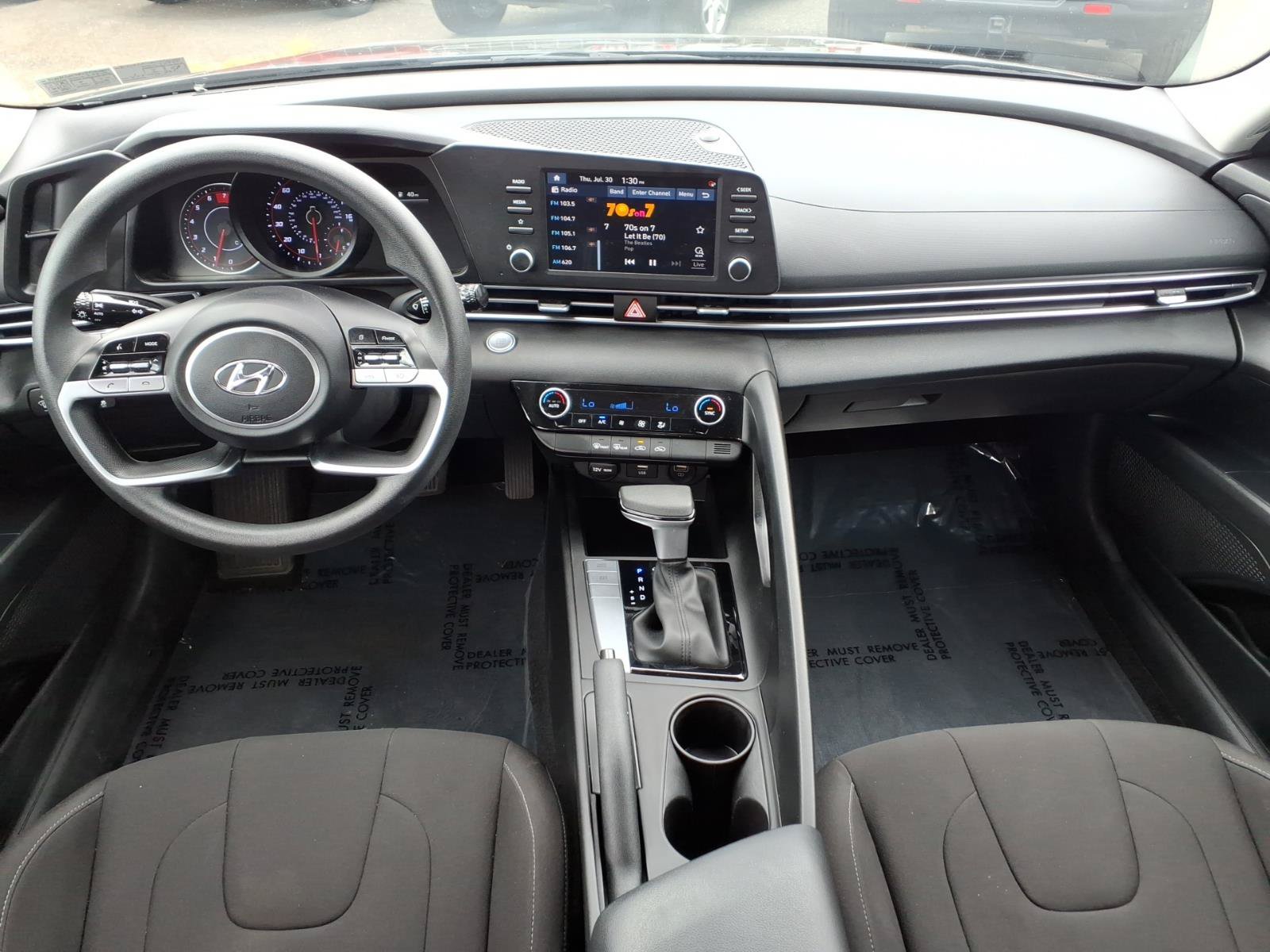 Used 2023 Hyundai Elantra SEL w/ Cargo Package FWD image 12
