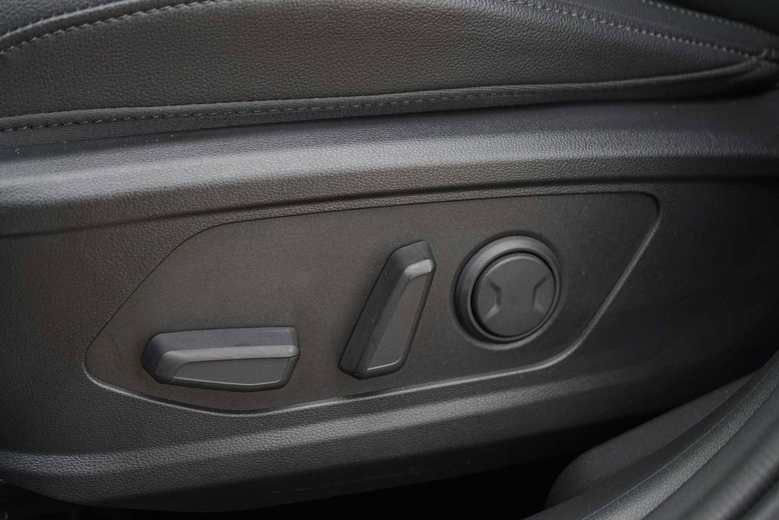 Used 2025 Hyundai Tucson SEL FWD image 12