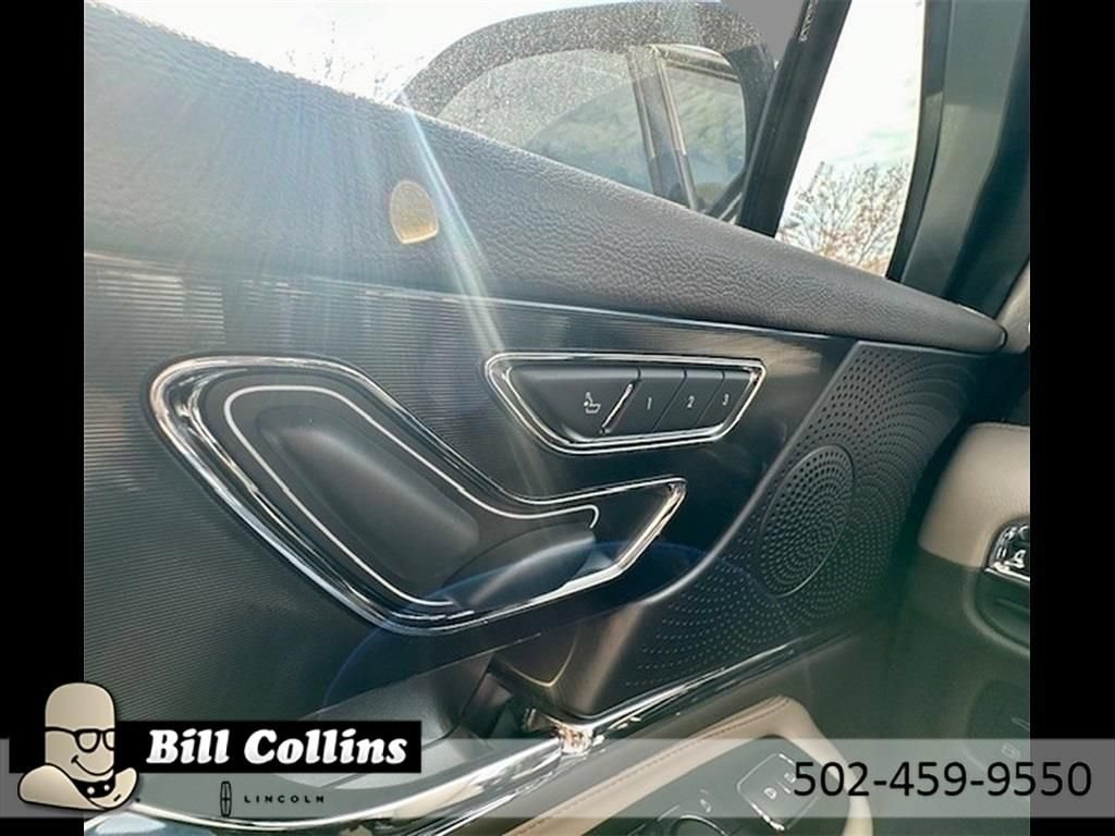 New 2024 Lincoln Corsair Grand Touring AWD/4WD image 9