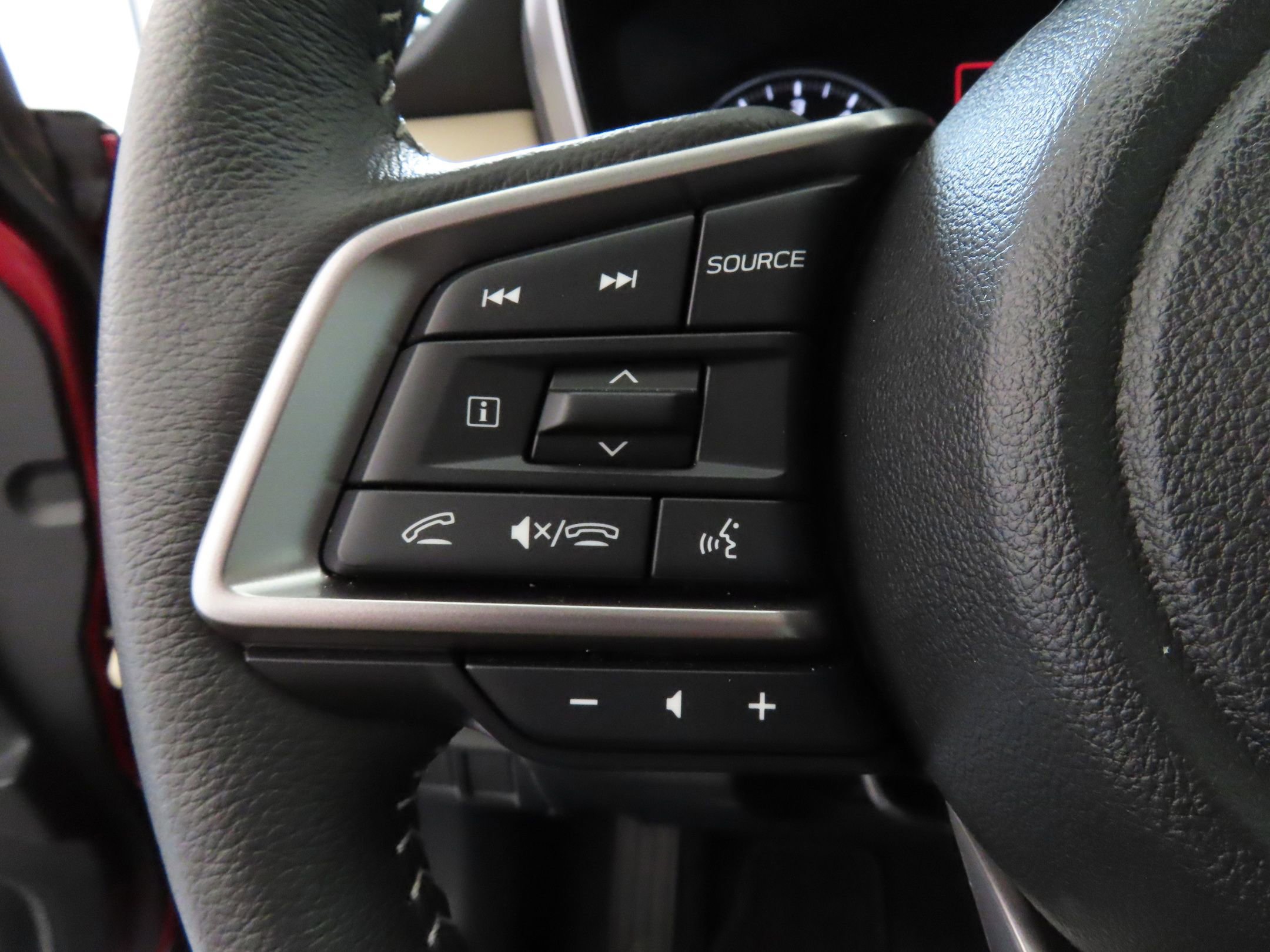 Used 2025 Subaru Legacy Limited image 16