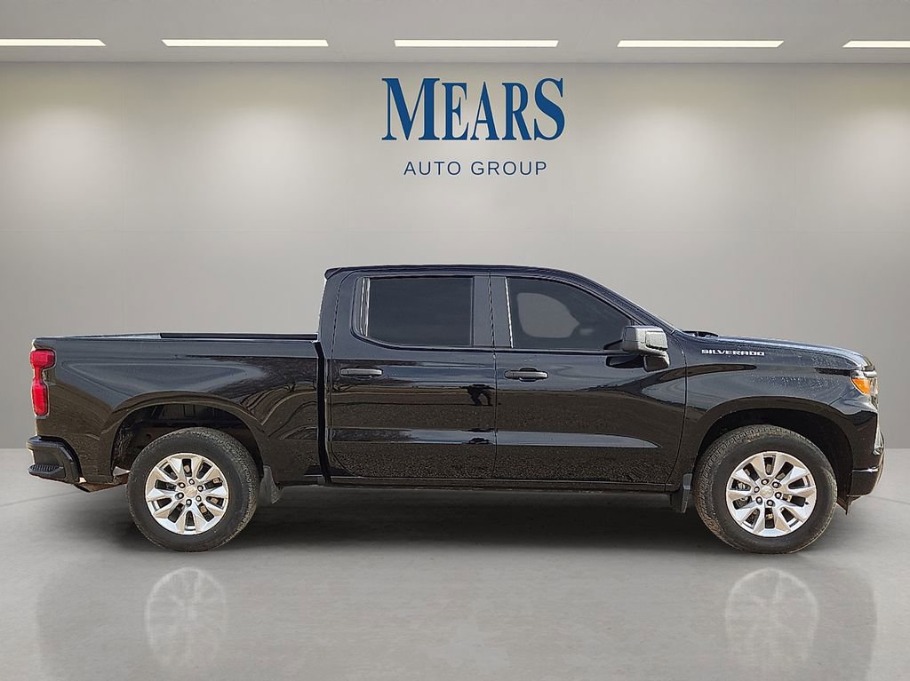 Used 2024 Chevrolet Silverado 1500 Custom image 5