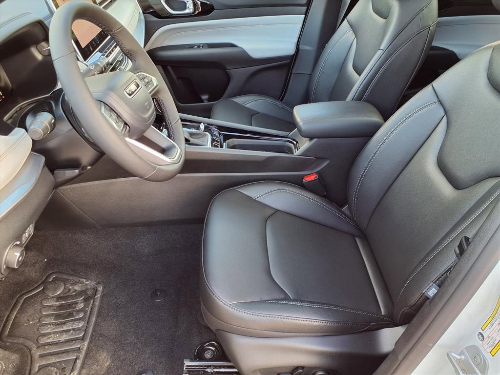 New 2026 Jeep Compass Limited image 7