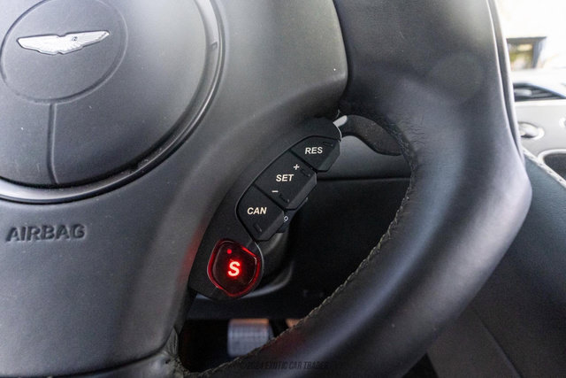 Used 2014 Aston Martin Vanquish Coupe RWD image 34