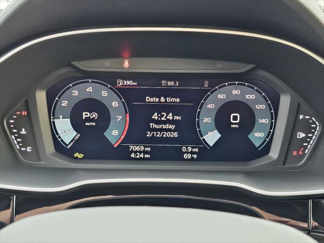 Certified 2025 Audi Q3 2.0T Premium w/ Convenience Package AWD/4WD image 12