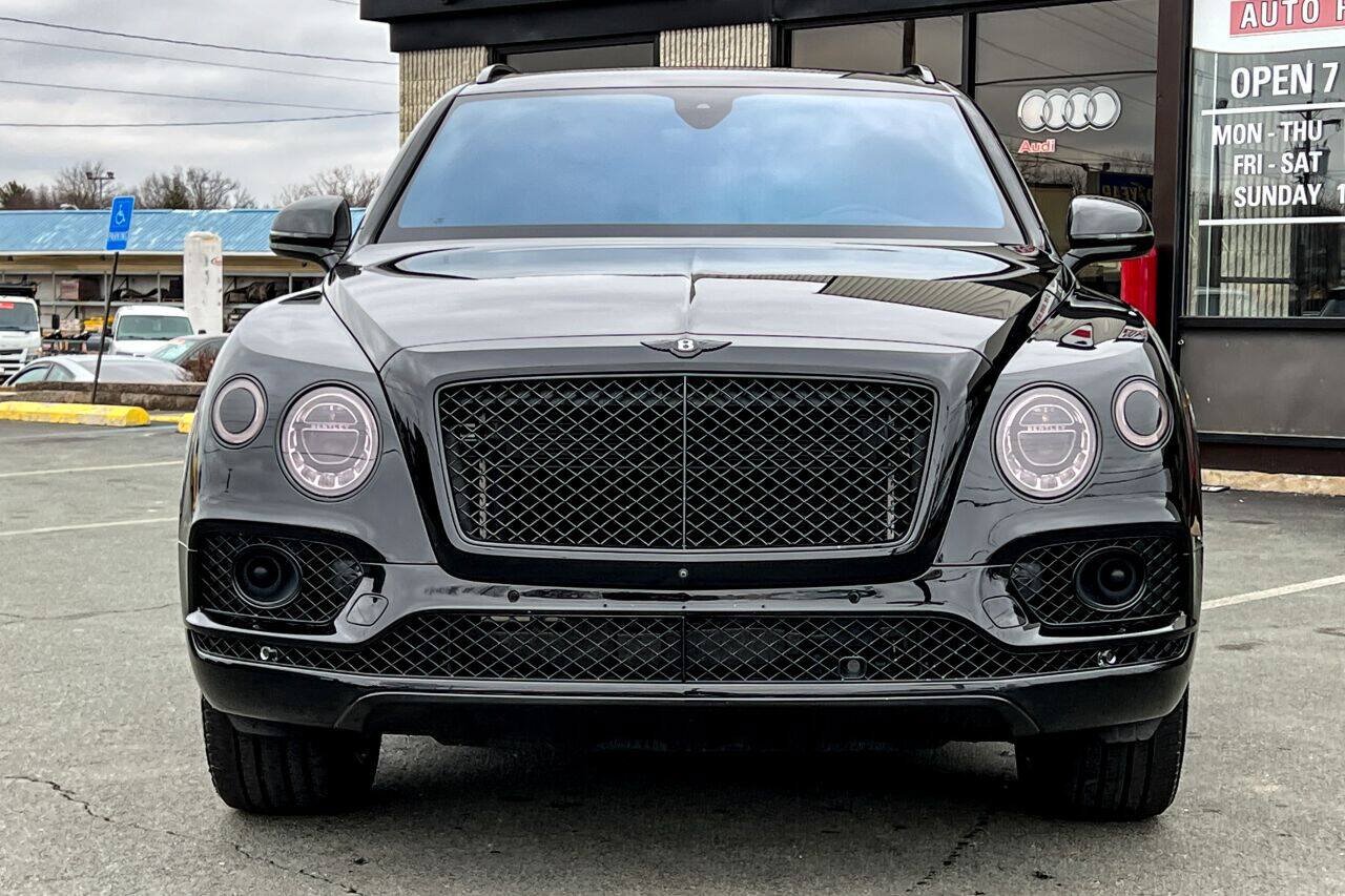 Used 2017 Bentley Bentayga AWD/4WD image 9
