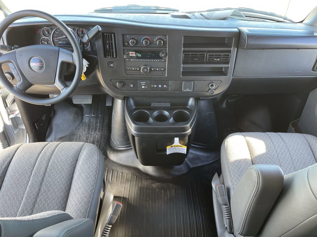New 2025 GMC Savana 3500 LS image 20