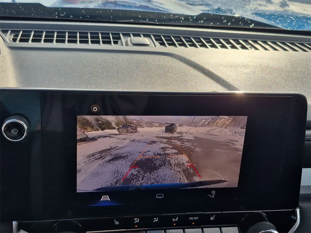 Used 2023 Chevrolet Colorado LT w/ LT Convenience Package II image 24