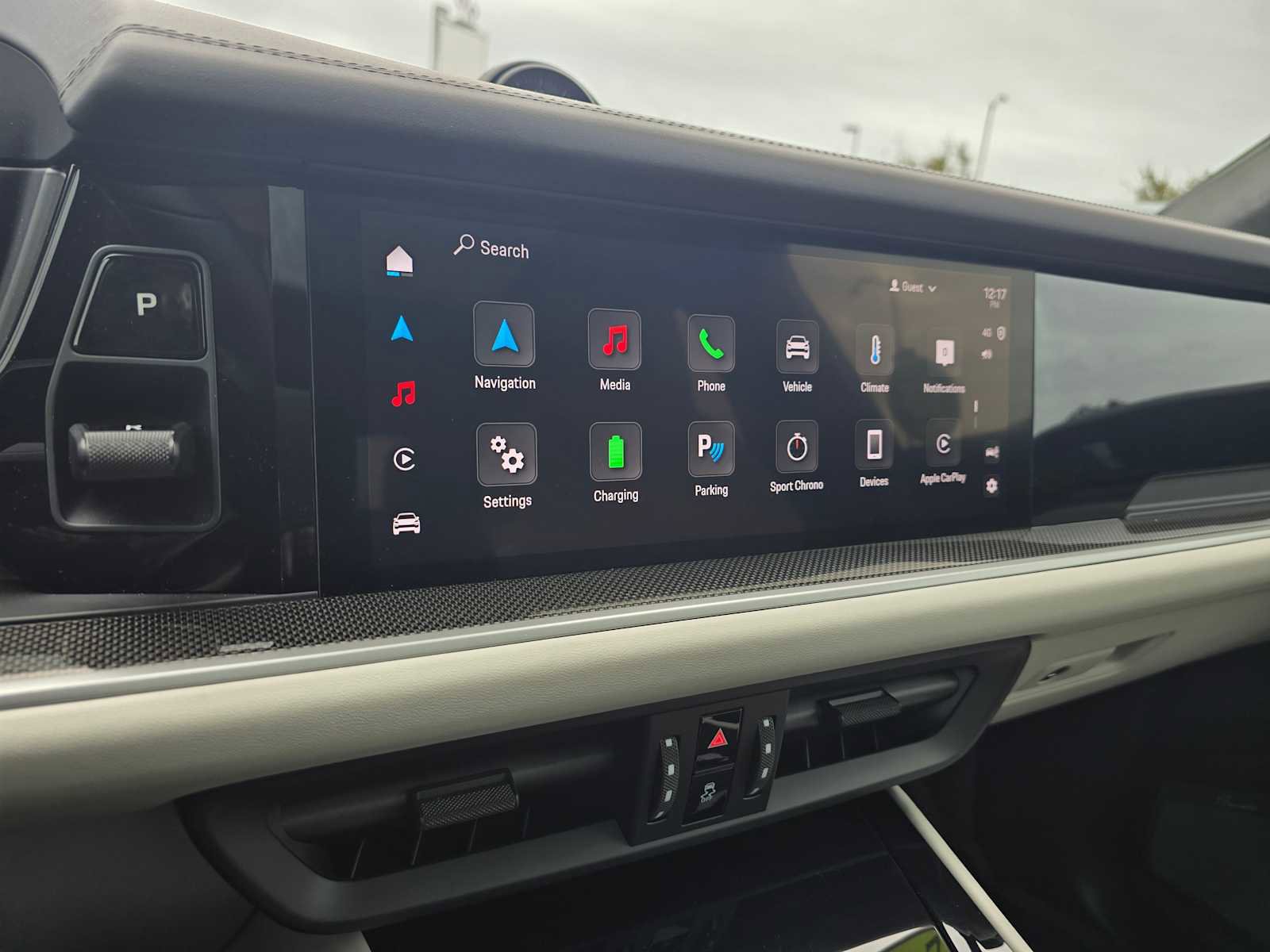 Used 2025 Porsche Cayenne Turbo image 30