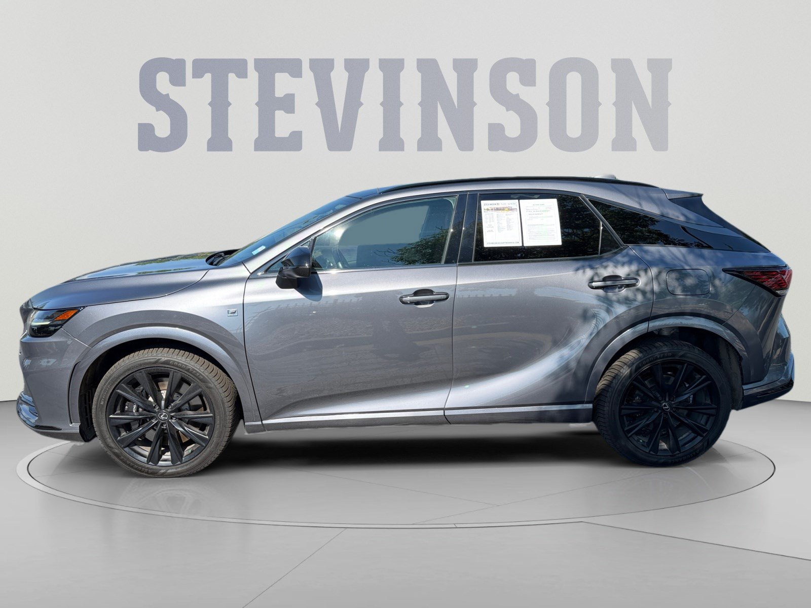 Used 2023 Lexus RX 500h F Sport w/ Accessory Package (Z1) AWD/4WD image 6