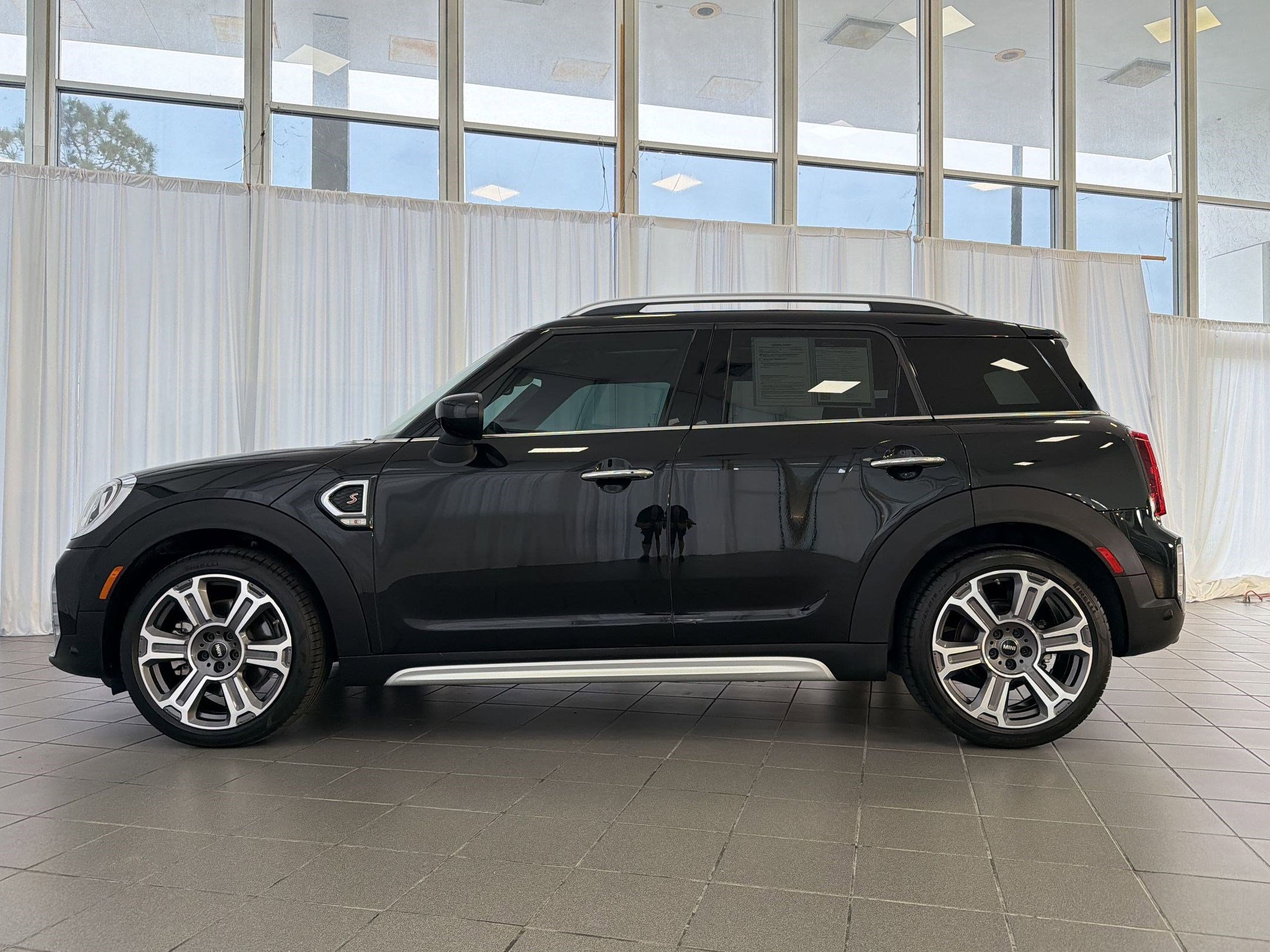 Certified 2024 MINI Cooper Countryman S image 2
