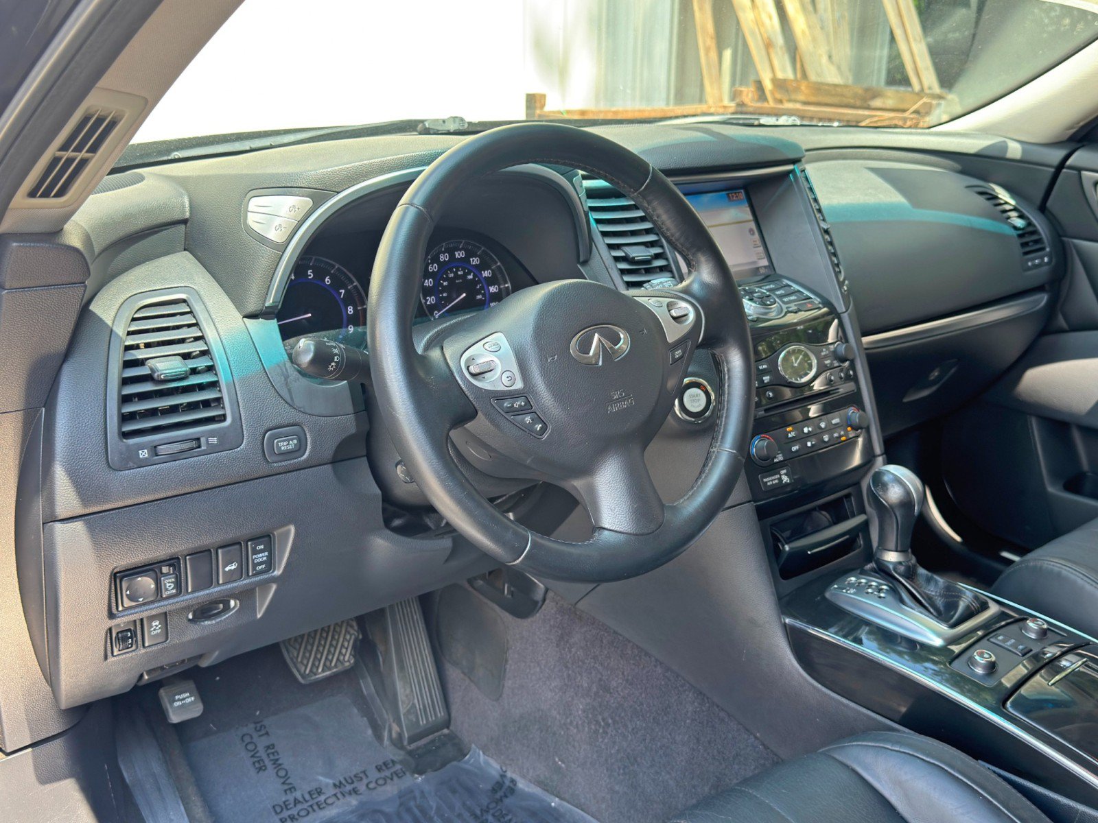 Used 2014 INFINITI QX70 2WD w/ Premium Package image 13