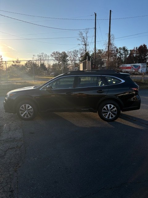 Used 2022 Subaru Outback image 4